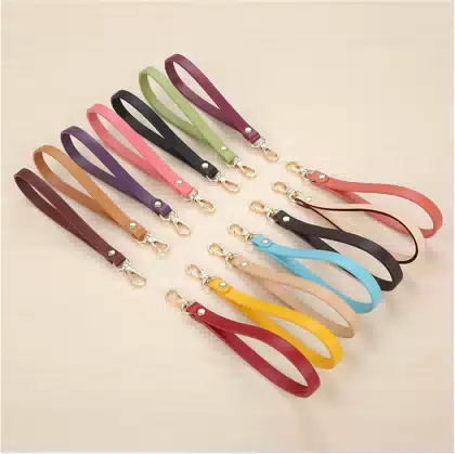 Large Dog Running Training PVC Short Dog Leash Strong Traffic Pet Wrist Strap Key Holder Wristlet Strap / Dog Short Lead